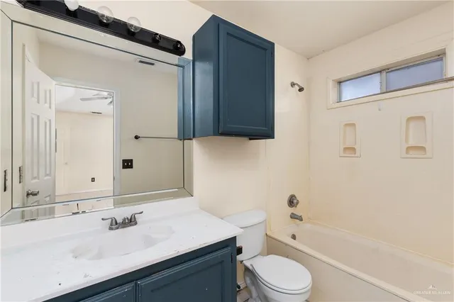 $995 | 2007 Angus Street, Unit A, Mission, TX 78572