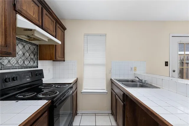 $995 | 2007 Angus Street, Unit A, Mission, TX 78572