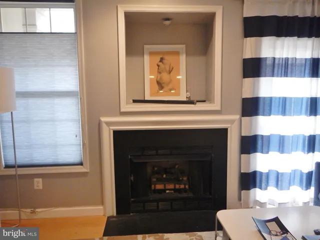 $2,500 | 1320 North Wayne Street, Unit 104, Arlington, VA 22201