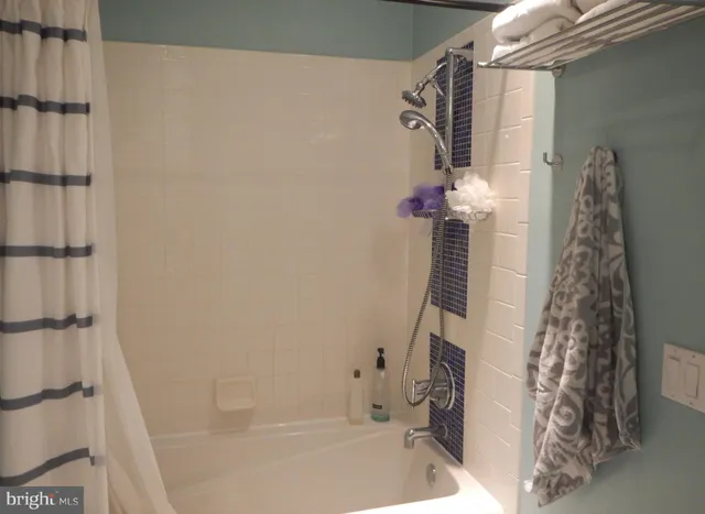 $2,500 | 1320 North Wayne Street, Unit 104, Arlington, VA 22201