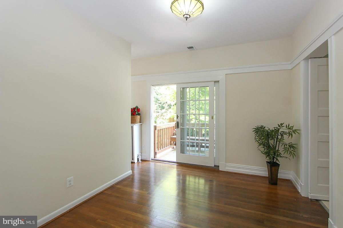 4205 Military Road Northwest Washington, DC 20015 - Photo 13 of 30 Dining Room