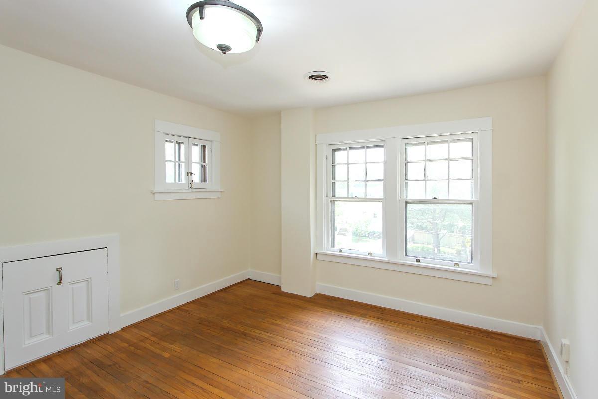 4205 Military Road Northwest Washington, DC 20015 - Photo 18 of 30 Bedroom (Master)