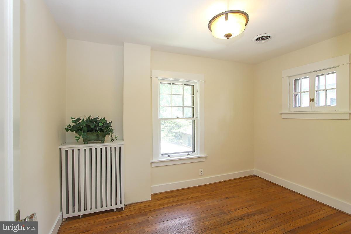 4205 Military Road Northwest Washington, DC 20015 - Photo 20 of 30 Bedroom