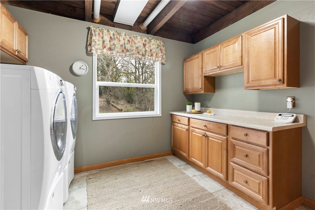 17639 Mountain View Road Northeast Duvall, WA 98019 - Photo 30 of 39 Gallery Image 30