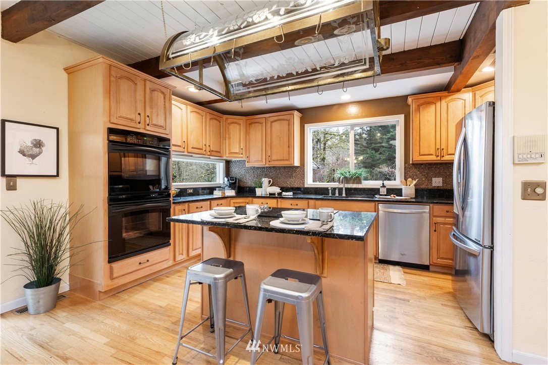 17639 Mountain View Road Northeast Duvall, WA 98019 - Photo 10 of 39 Gallery Image 10
