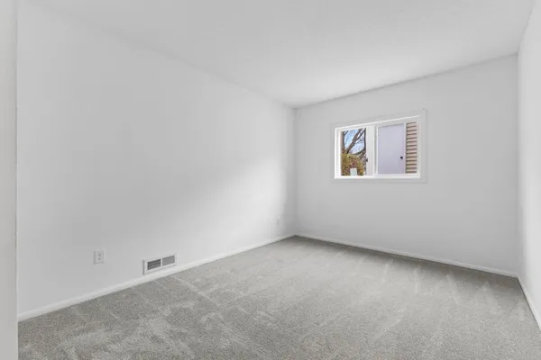 $365,000 | 10402 Yorktown Lane North, Maple Grove, MN 55369