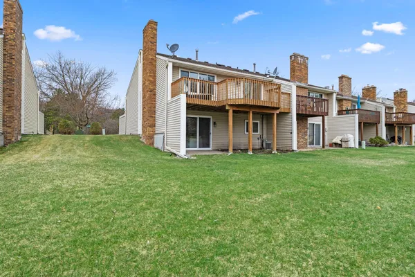 $365,000 | 10402 Yorktown Lane North, Maple Grove, MN 55369