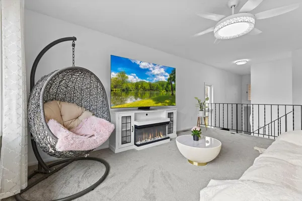 $365,000 | 10402 Yorktown Lane North, Maple Grove, MN 55369