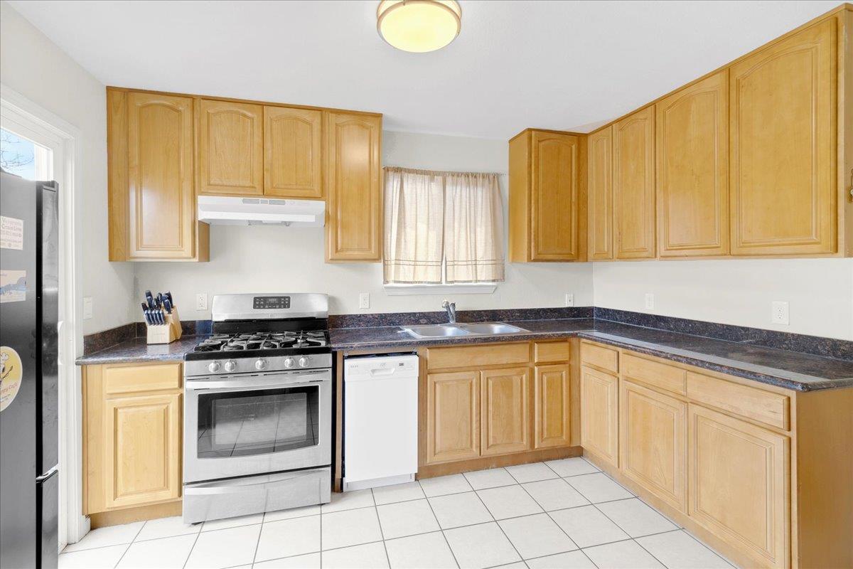 23 Capitol Street Salinas, CA 93901 - Photo 6 of 20