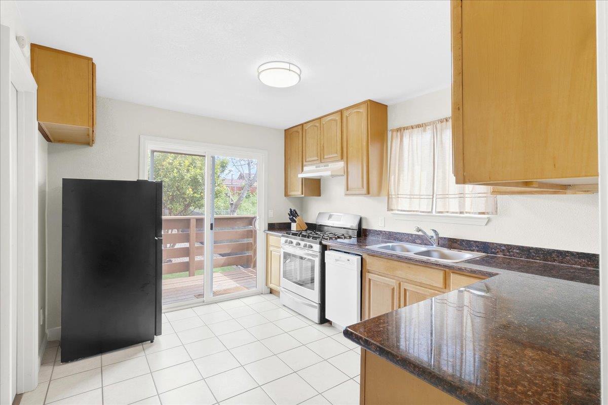 23 Capitol Street Salinas, CA 93901 - Photo 7 of 20