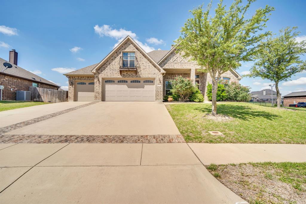3205 Meadow Ridge Drive Midlothian, TX 76065 - Photo 3 of 37