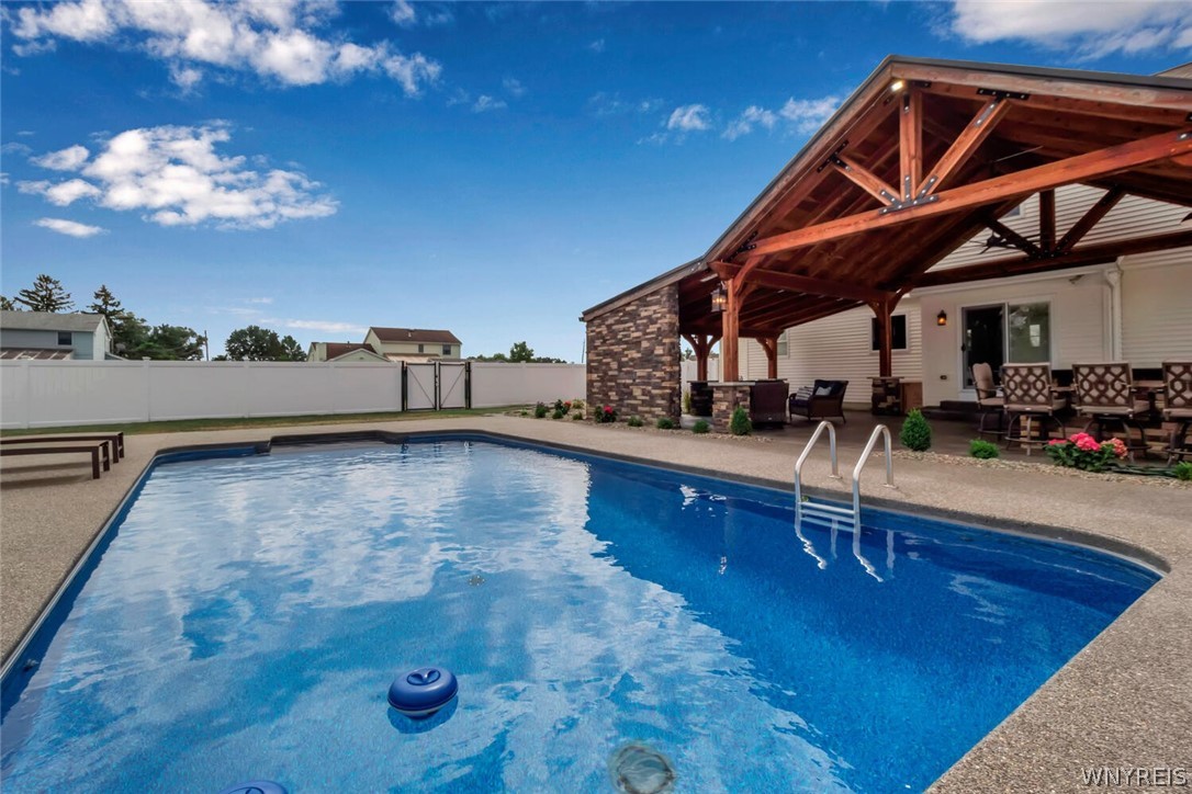 6229 Eagle Chase Drive Wheatfield, NY 14132 - Photo 14 of 49