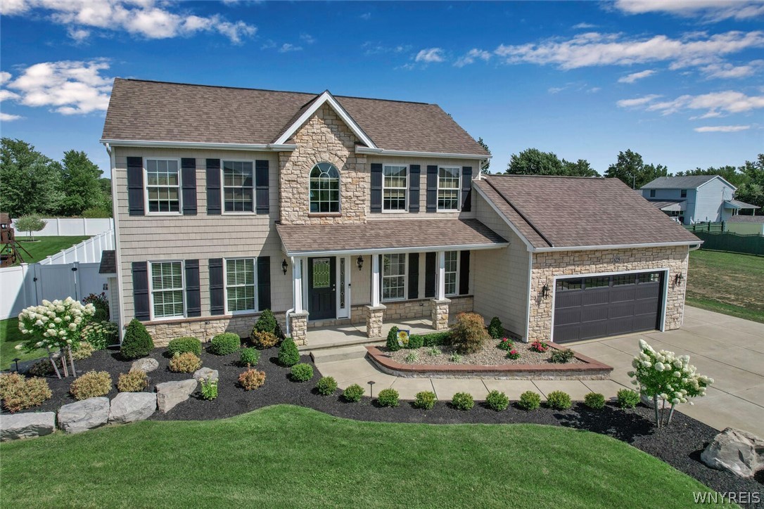 6229 Eagle Chase Drive Wheatfield, NY 14132 - Photo 3 of 49