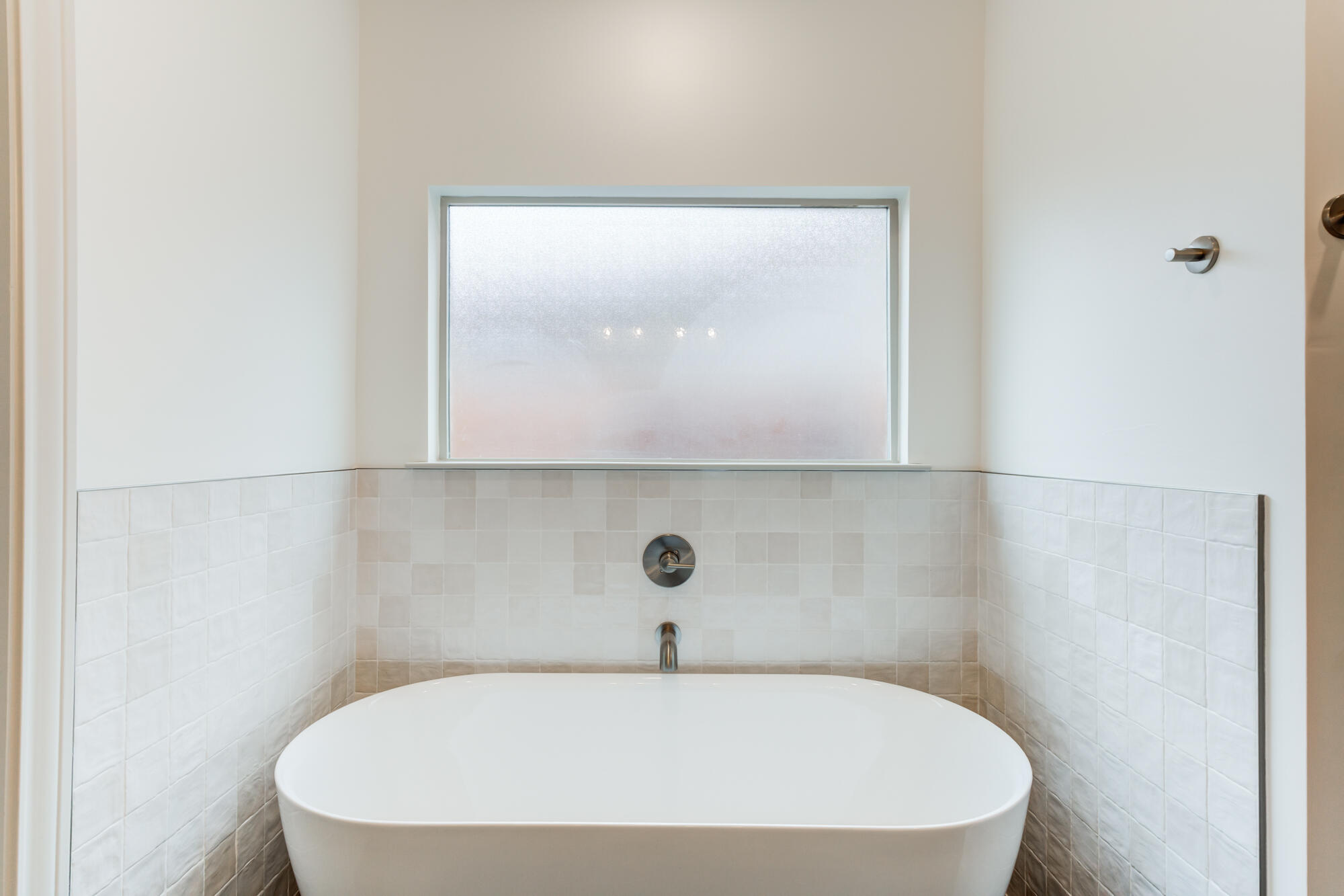 3638 120th Street Lubbock, TX 79423 - Photo 26 of 45 3638-120th-St_Lubbock-TX_31_Primary-Bath