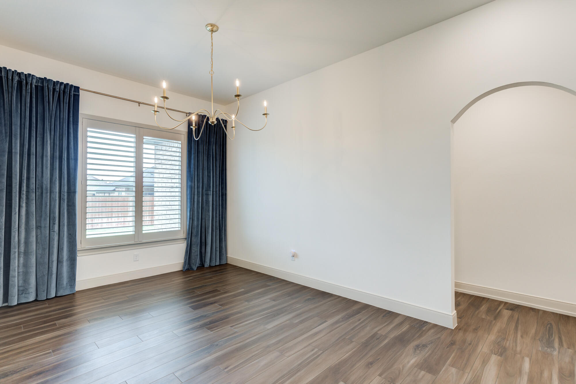 3638 120th Street Lubbock, TX 79423 - Photo 4 of 45 3638-120th-St_Lubbock-TX_26_Dining-Room