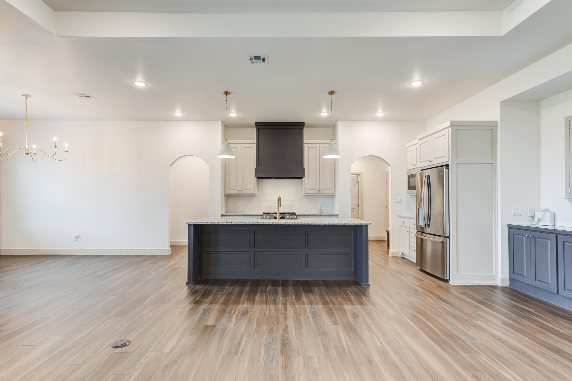 3638 120th Street Lubbock, TX 79423 - Photo 10 of 45 3638-120th-St_Lubbock-TX_7_Living-Room