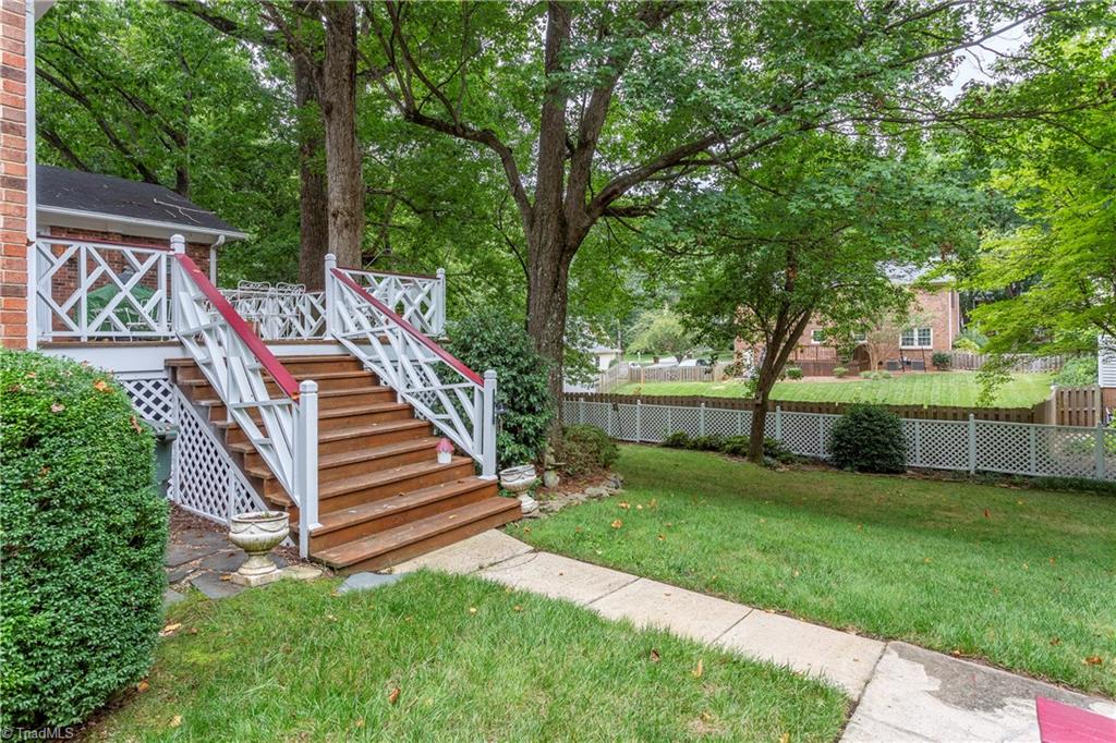 1815 Beechtree Road Greensboro, NC 27408 - Photo 25 of 29 Gallery Image 25