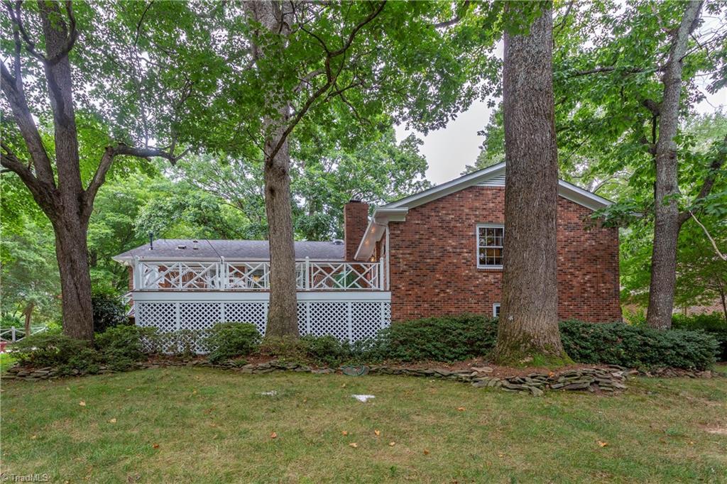 1815 Beechtree Road Greensboro, NC 27408 - Photo 27 of 29 Gallery Image 27
