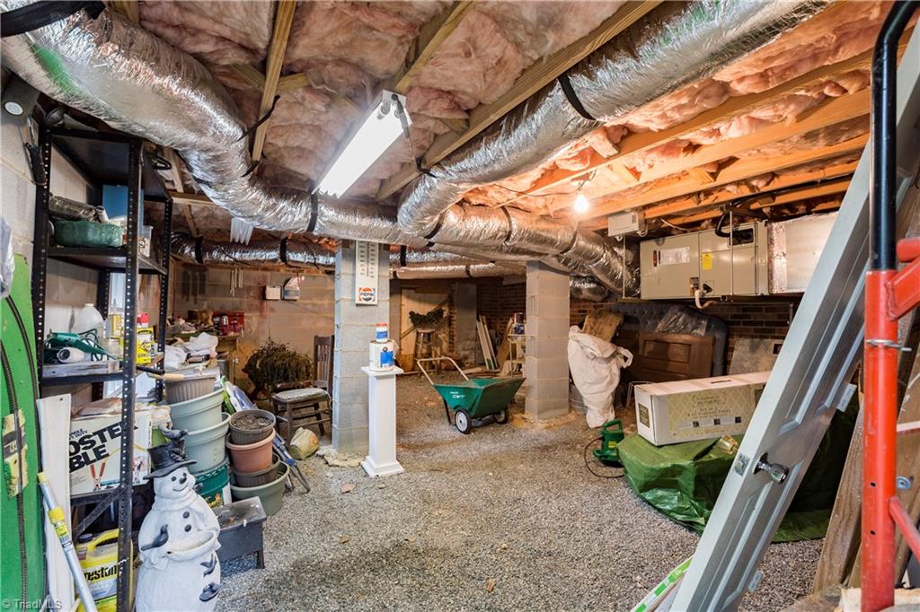 1815 Beechtree Road Greensboro, NC 27408 - Photo 29 of 29 Gallery Image 29