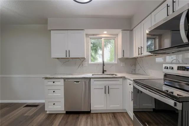 $295,000 | 8304 Hemlock Street, Overland Park, KS 66212