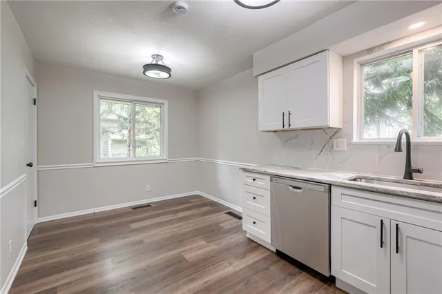 $295,000 | 8304 Hemlock Street, Overland Park, KS 66212