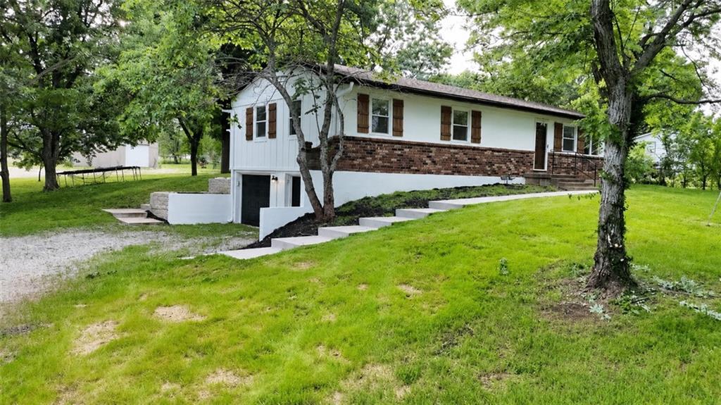 23718 Rte 291 Harrisonville, MO 64701 - Photo 3 of 43