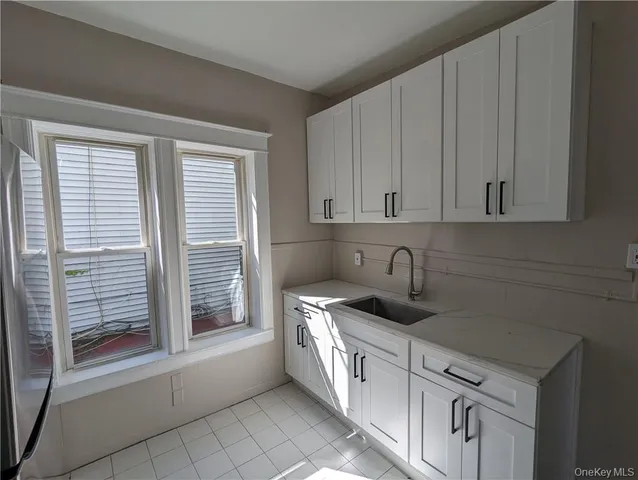 $1,900 | 65 Academy Street, Unit 3, Poughkeepsie, NY 12601