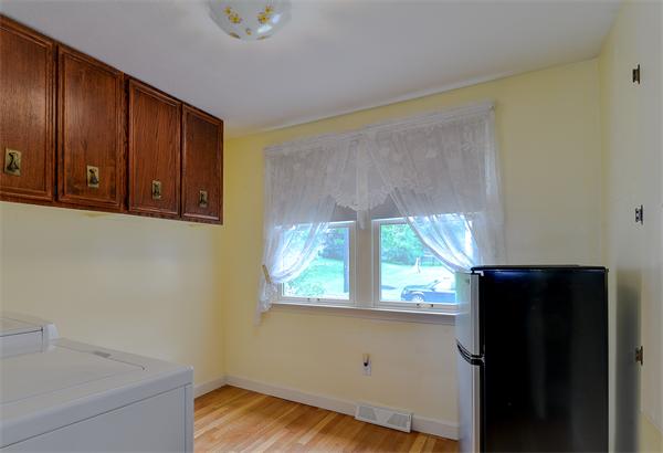 32 Pinecrest Road Holliston, MA 01746 - Photo 13 of 22 Gallery Image 13
