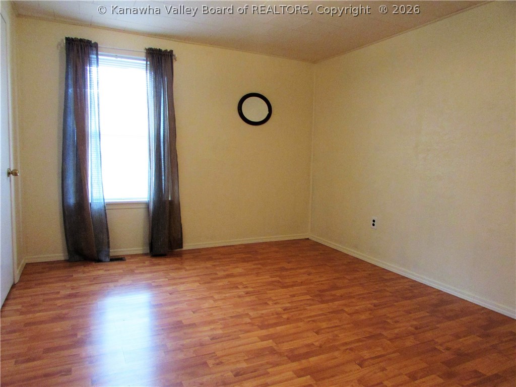 78 Stuart Street Buffalo, WV 25033 - Photo 6 of 25 Gallery Image 6