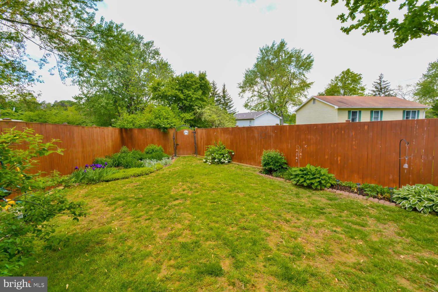 16 Sullivan Road Westminster, MD 21157 - Photo 5 of 28 Fenced rear yard