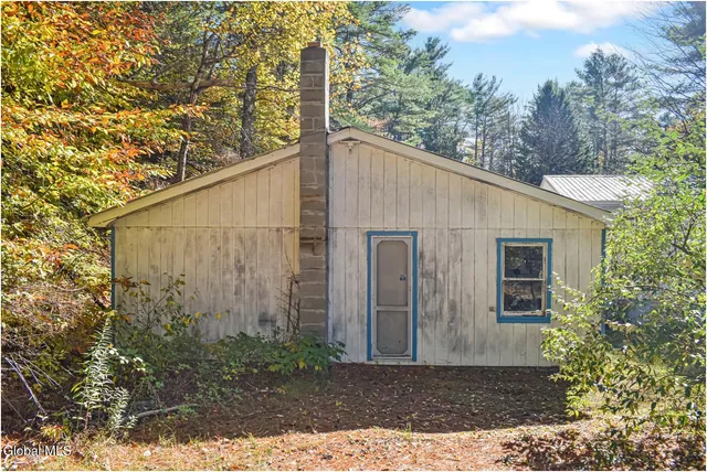 $225,000 | 60 Dixon Road, Chester, NY 12817