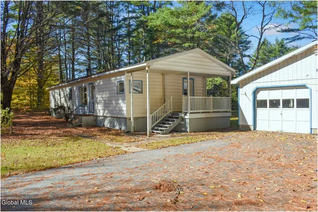 $225,000 | 60 Dixon Road, Chester, NY 12817