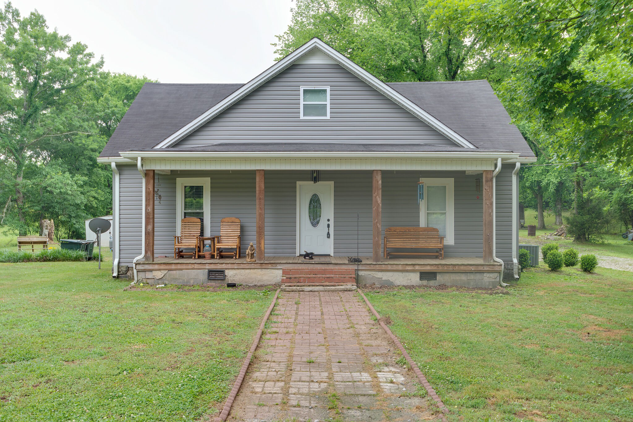 585 Shorts Road Pulaski, TN 38478 - Photo 1 of 32 a front view of house with yard and green space