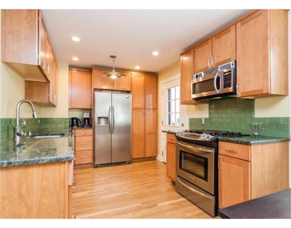 47 Ward Street Boston, MA 02127 - Photo 2 of 22