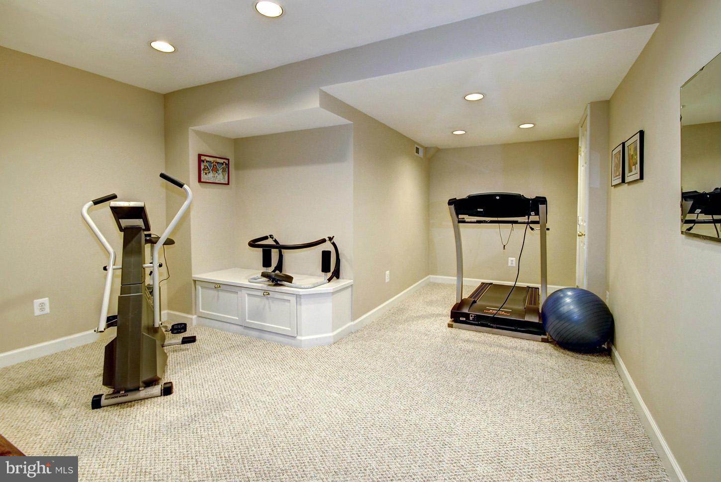 14528 Cutstone Way Silver Spring, MD 20905 - Photo 27 of 30 Exercise/Hobby Room (Lower Level)