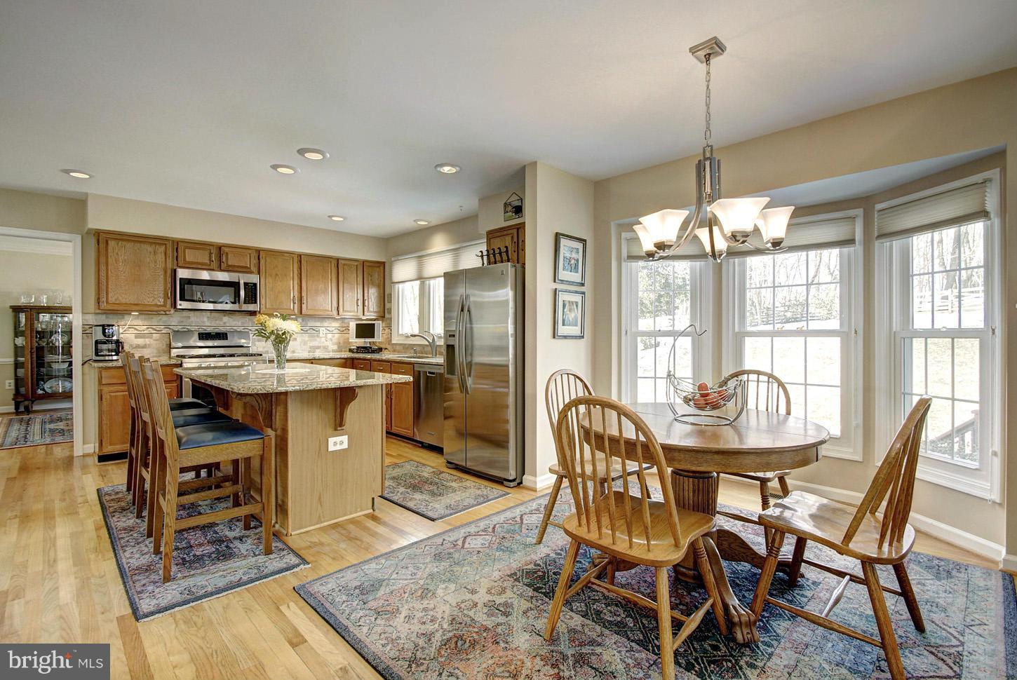 14528 Cutstone Way Silver Spring, MD 20905 - Photo 8 of 30 Beautifully Updated Eat-In Kitchen