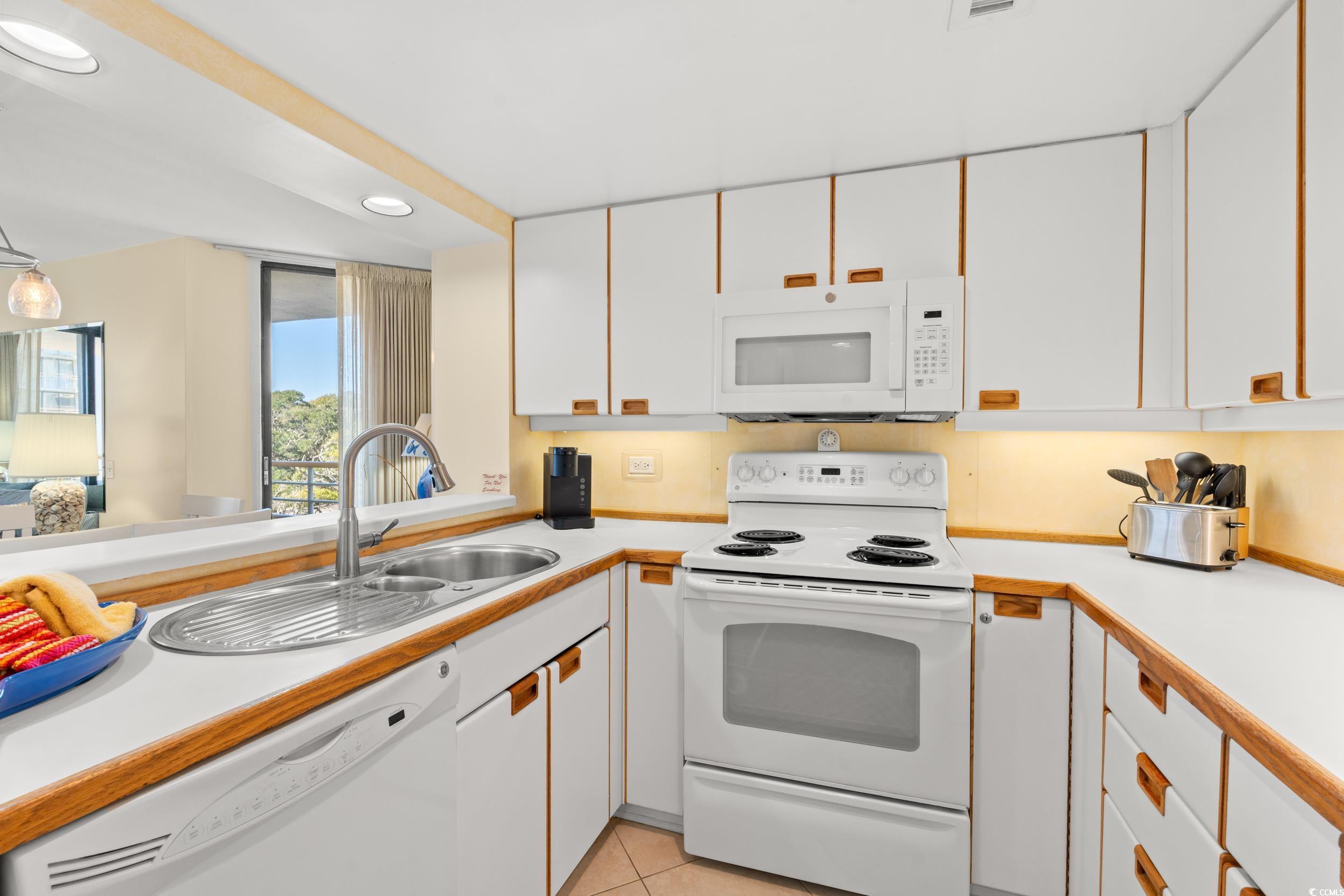 100 Ocean Creek Drive, Unit M3 Myrtle Beach, SC 29572 - Photo 11 of 32