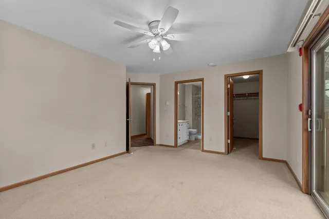 $194,900 | 921 Babcock Street, Unit 11, Neenah, WI 54956