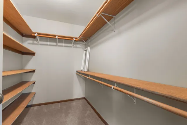 $194,900 | 921 Babcock Street, Unit 11, Neenah, WI 54956