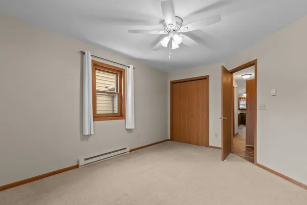 $189,900 | 921 Babcock Street, Unit 11, Neenah, WI 54956