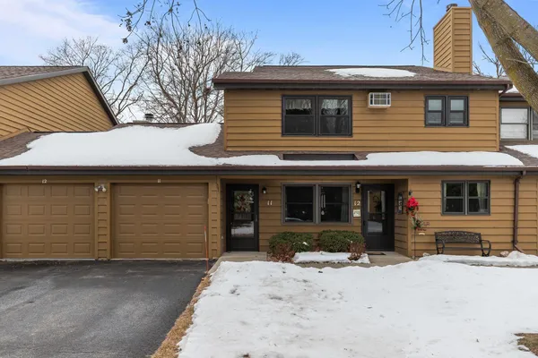 $189,900 | 921 Babcock Street, Unit 11, Neenah, WI 54956