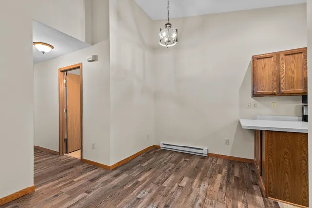 $194,900 | 921 Babcock Street, Unit 11, Neenah, WI 54956