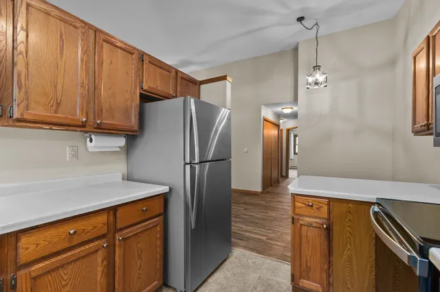 $194,900 | 921 Babcock Street, Unit 11, Neenah, WI 54956