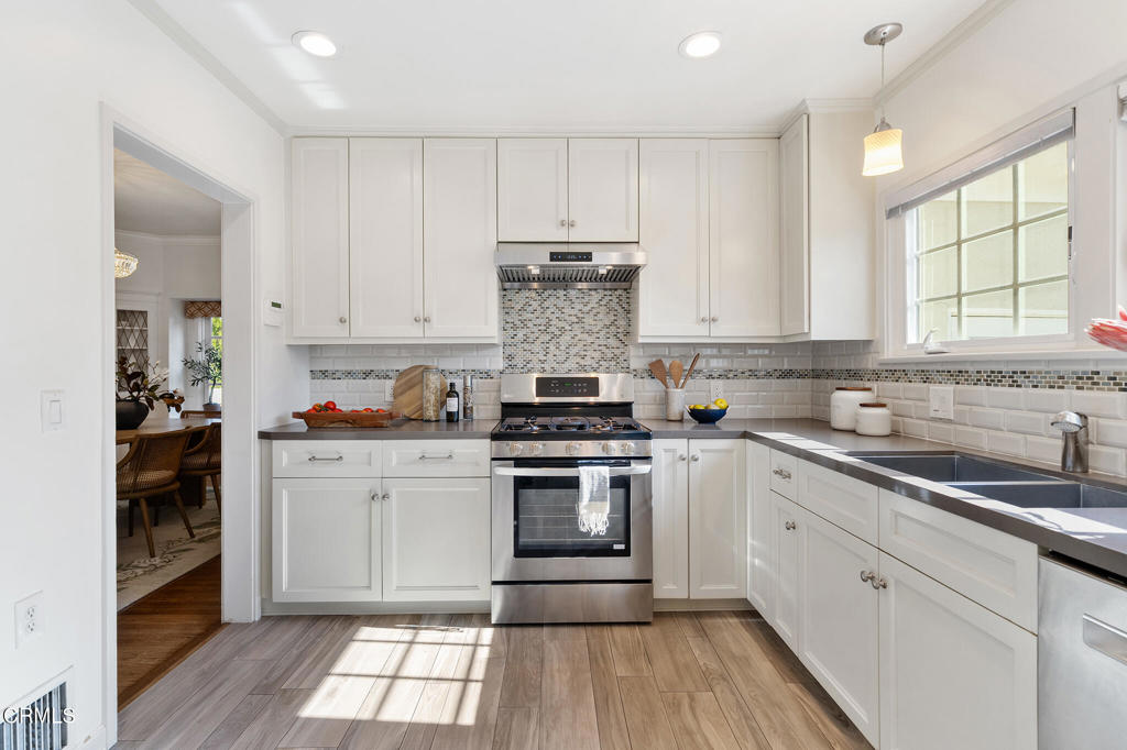 3597 Yorkshire Road Pasadena, CA 91107 - Photo 18 of 55 DSC00378