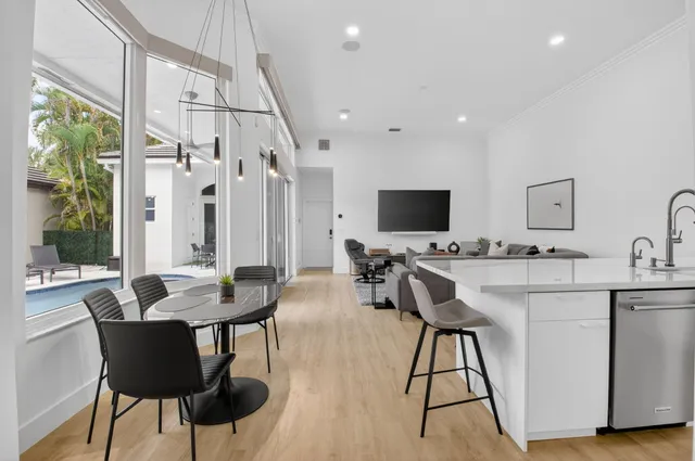 $2,295,000 | 3344 Northwest 53rd Circle, Boca Raton, FL 33496