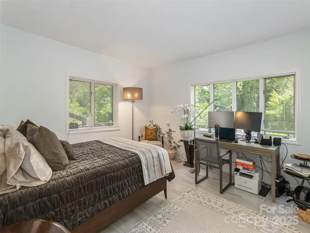 $1,195,000 | 30 West Fairway Drive, Etowah, NC 28729