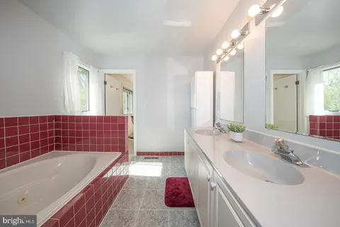 $649,000 | 234 Kentucky Avenue, Conshohocken, PA 19428