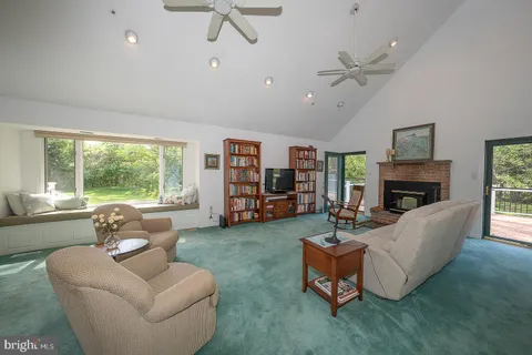 $649,000 | 234 Kentucky Avenue, Conshohocken, PA 19428