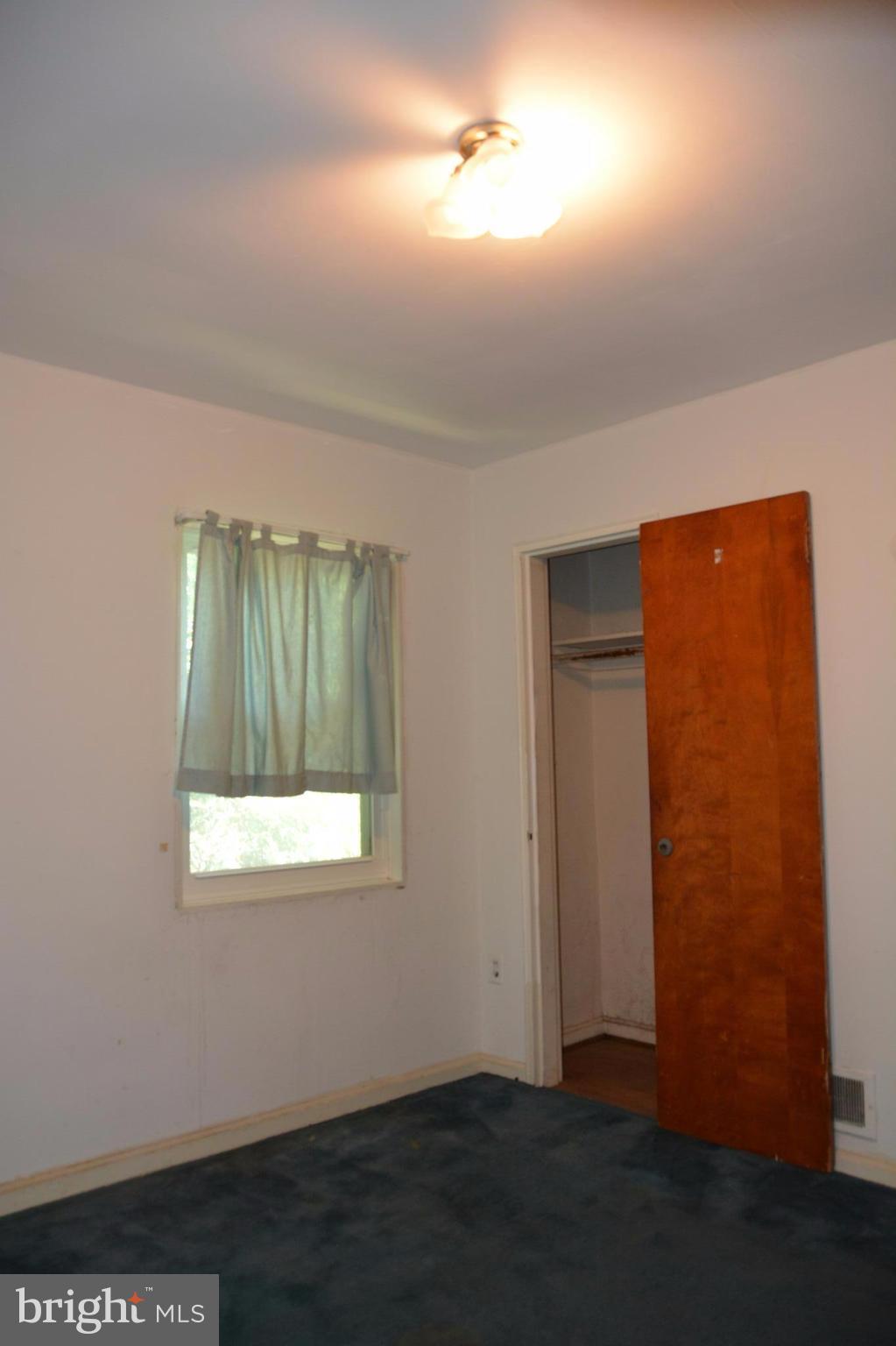 409 Addison Road South Capitol Heights, MD 20743 - Photo 12 of 30 main level