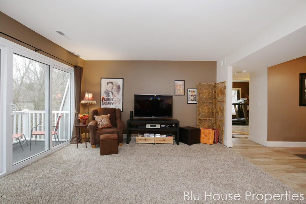 6714 Cascade Road Southeast, Unit C12 Grand Rapids, MI 49546 - Photo 11 of 24 6721Cascade